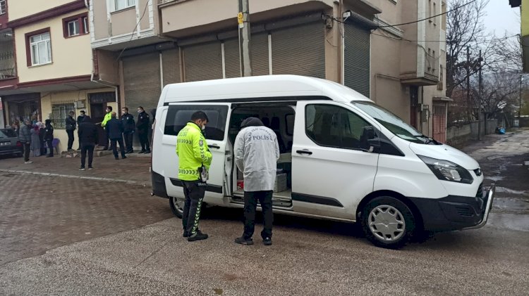 Üç çocuk babası yaşamına son verdi