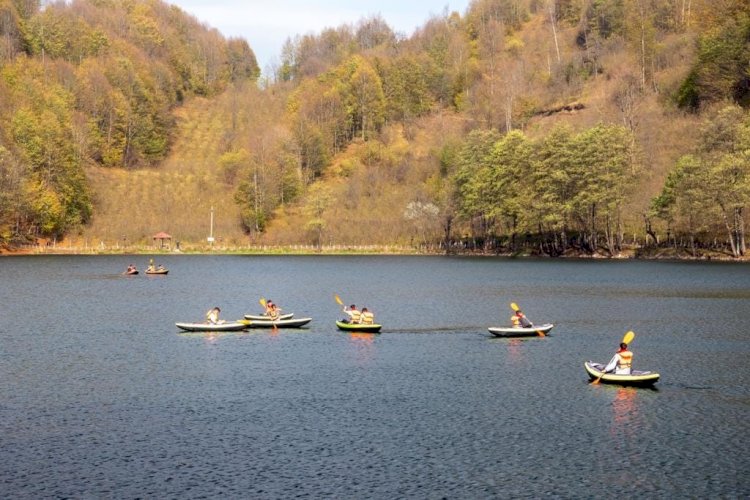 Gölbaşı’ndaki öğrenciler Ordu’da ki kano etkinliğine katıldı