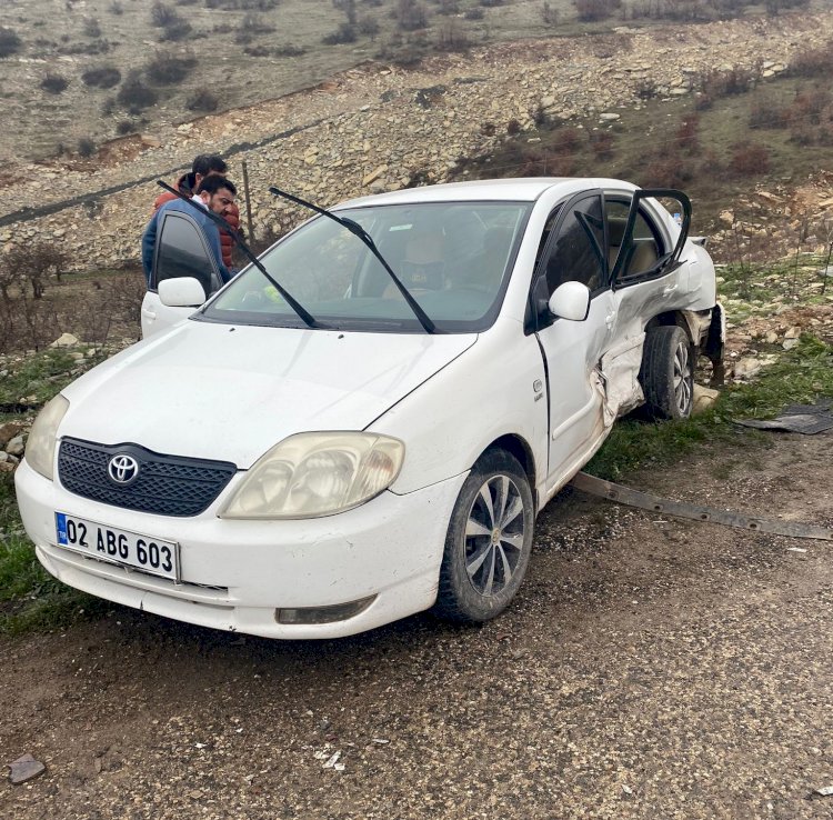 Adıyaman’da iki otomobil çarpıştı: 6 yaralı