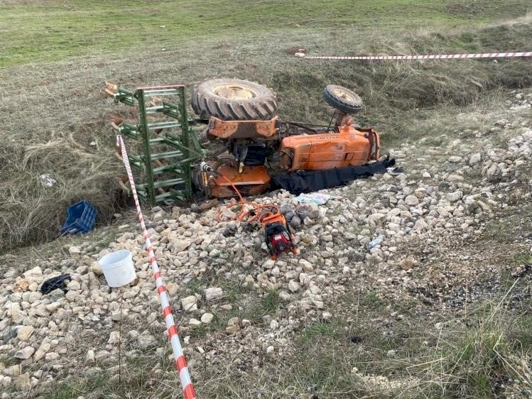 Adıyaman'da traktör devrildi 1 ölü