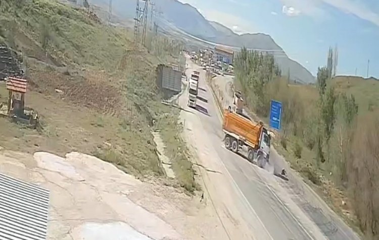 Malatya’da motosikletle kamyon çarpıştı: 1 yaralı