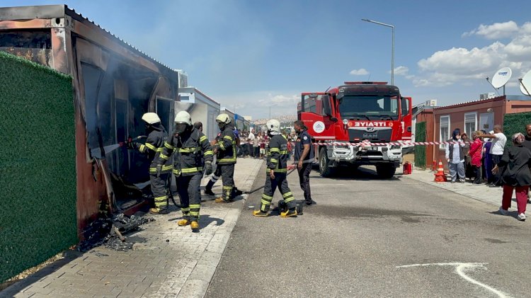 Adıyaman’da feci olay Konteynerde kalan depremzede yanarak öldü