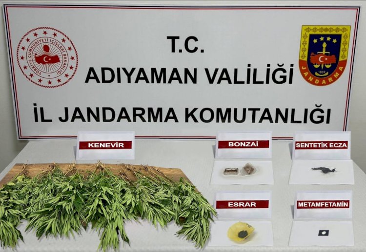 Jandarmadan uyuşturucu tacirlerine operasyon: 15 gözaltı 
